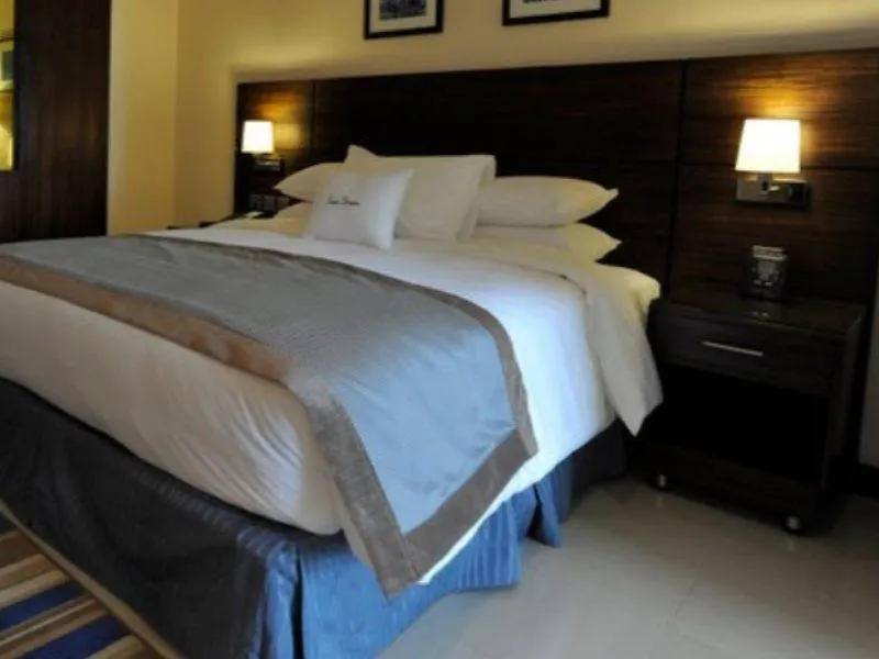 Doubletree By Hilton Hotel Akaba